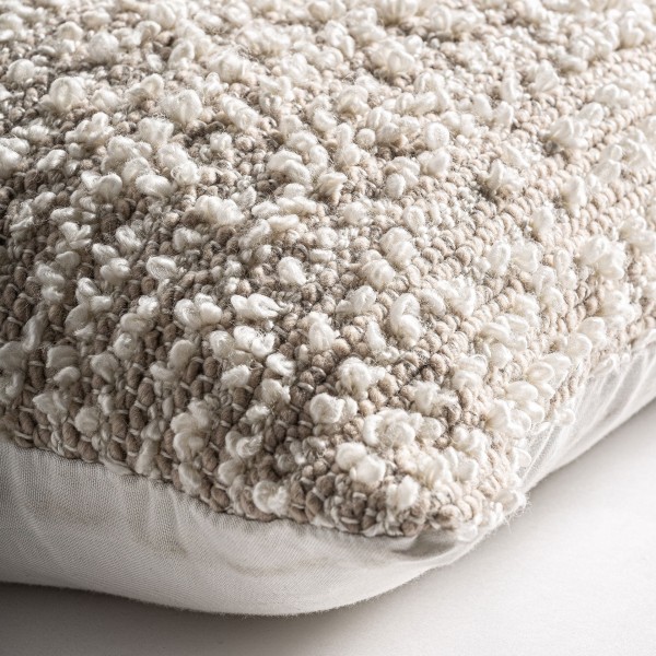Coussin Aleph – vue 2 – Exception Design